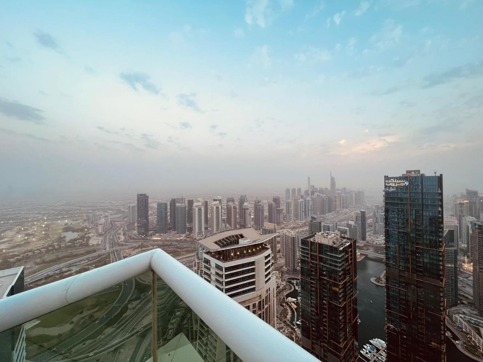 High Floor With City Skyline & Burj Khalifa View 3 Bedroom Unit Marina 迪拜 外观 照片